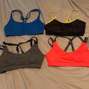 Set of 4 sports bras